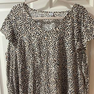 ruffled short sleeve top